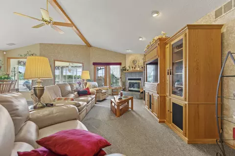 1422 Pier Dr, Lake Summerset, IL 61019 photo 12
