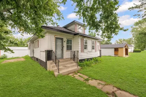 3609 Artesian Ave, Armstrong, IL 61812 photo 2