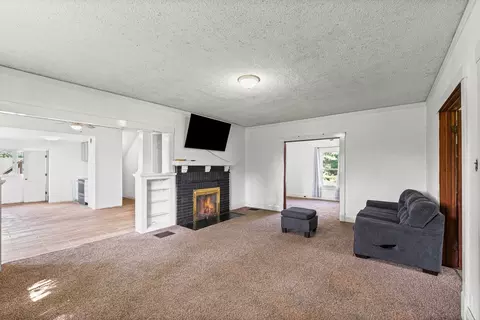 3609 Artesian Ave, Armstrong, IL 61812 photo 6