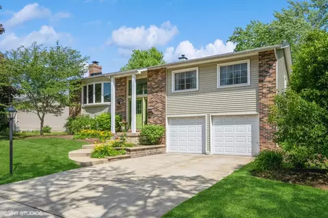3725 Lexington Dr, Hoffman Estates, IL 60192