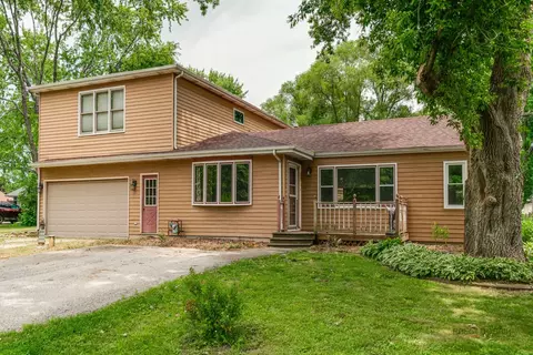 36909 N Richard Ln, Lake Villa, IL 60046