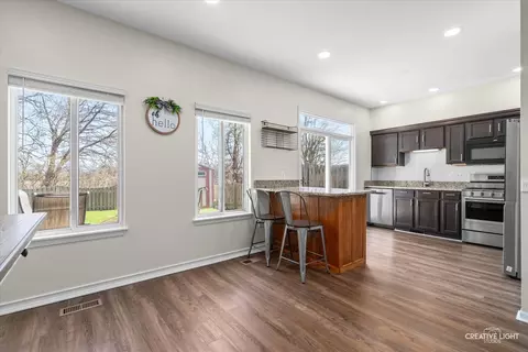 Kitchen - 307 Gregory Ln, Plano, IL 60545 photo 1 of 2
