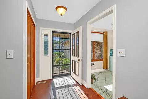 Entry Way - Undisclosed, Morris, IL 60450 photo 1 of 1