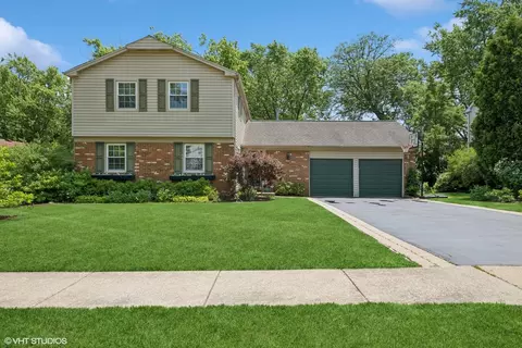 910 Holly Stone Ln, Buffalo Grove, IL 60089