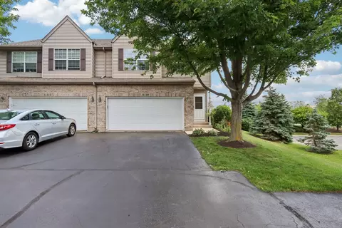 11119 Douglas Ave, Huntley, IL 60142