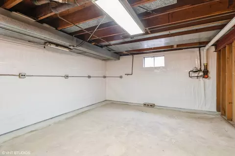Other - 1036 Perda Ln, Des Plaines, IL 60016 photo 5 of 7