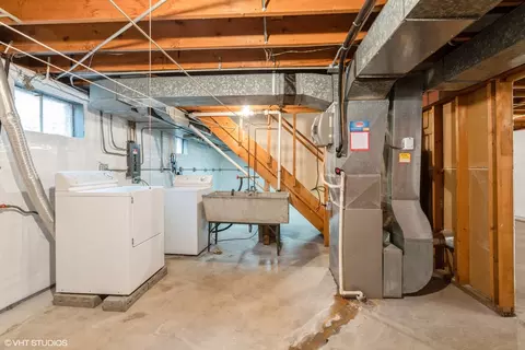 Other - 1036 Perda Ln, Des Plaines, IL 60016 photo 6 of 7