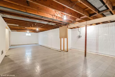 Other - 1036 Perda Ln, Des Plaines, IL 60016 photo 4 of 7