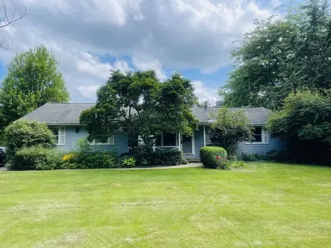 14619 Pleasant Valley Rd, Woodstock, IL 60098
