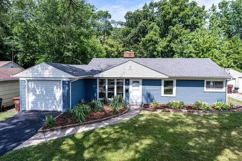 320 Indianwood Blvd, Park Forest, IL 60466