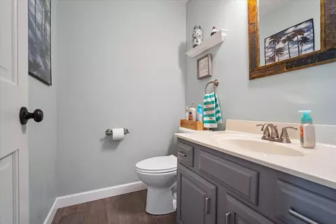 Bath - 2903 Keystone Rd, Bloomington, IL 61704 photo 1 of 4