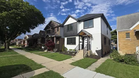 5443 S Rutherford Ave, Chicago, IL 60638