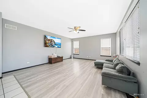 Living - 1801 Great Ridge Dr, Plainfield, IL 60586 photo 1 of 4