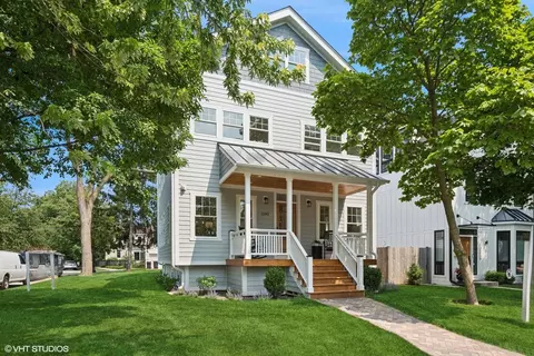 2343 Hastings Ave, Evanston, IL 60201