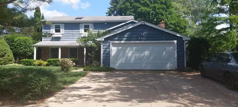 501 Hemlock Ln, Libertyville, IL 60048