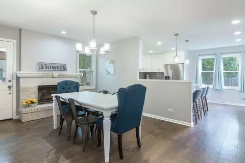 Dining - 609 N Lyle Ave, Elgin, IL 60123 photo 1 of 1