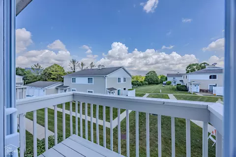 Exterior - 1594 Cornell Cir, Hoffman Estates, IL 60169 photo 1 of 3