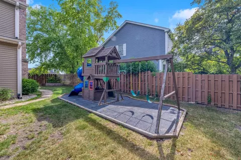1640 Hartley Dr, Algonquin, IL 60102 photo 32
