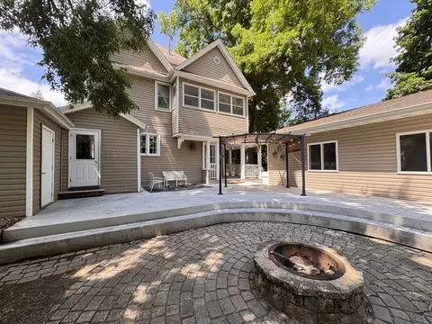 518 E 2nd St, Dixon, IL 61021 photo 34