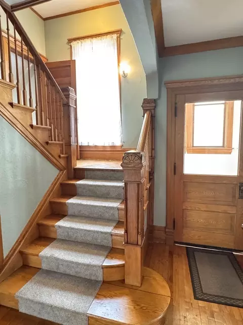 518 E 2nd St, Dixon, IL 61021 photo 5