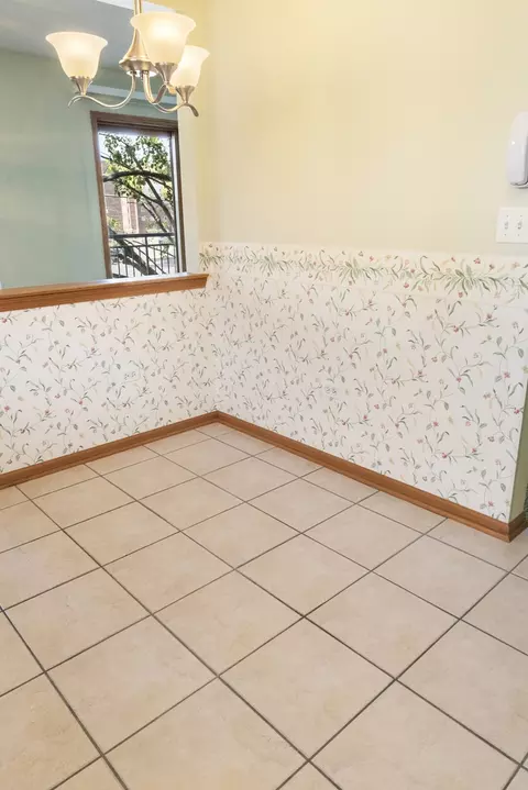 1477 E Thacker St #202, Des Plaines, IL 60016 photo 24