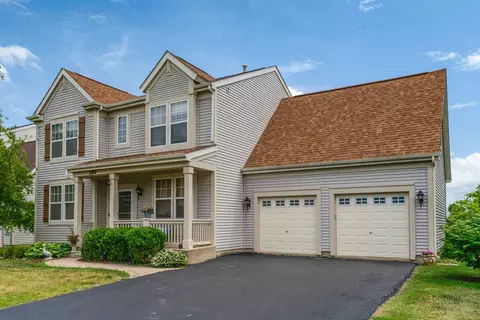 399 W Cambria Dr, Round Lake, IL 60073
