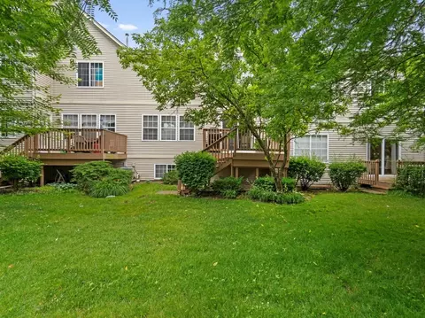 6079 Delaney Dr, Hoffman Estates, IL 60192 photo 26