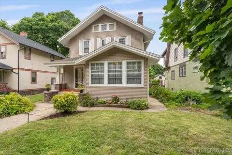 1427 Camp Ave, Rockford, IL 61103