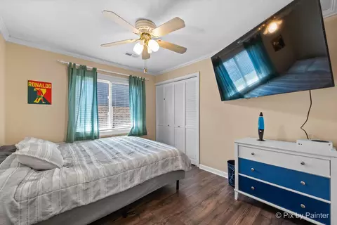 Bedroom - 1425 N River Rd, Mchenry, IL 60051 photo 2 of 4