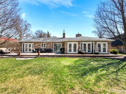 Exterior - 1425 N River Rd, Mchenry, IL 60051 photo 8 of 14