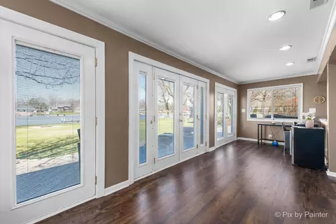 Entry Way - 1425 N River Rd, Mchenry, IL 60051 photo 2 of 5