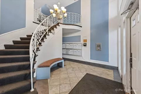 5100 Carriageway Dr #305-2, Rolling Meadows, IL 60008 photo 4