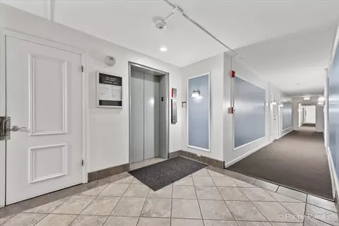 5100 Carriageway Dr #305-2, Rolling Meadows, IL 60008 photo 5
