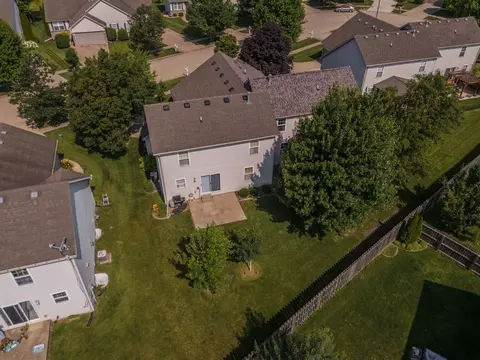 31 Ashling Ct, Bloomington, IL 61704 photo 5