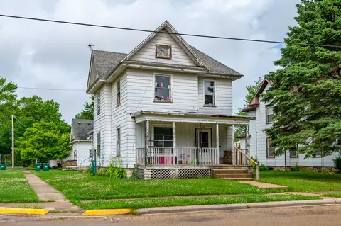 415 S Franklin Ave, Polo, IL 61064