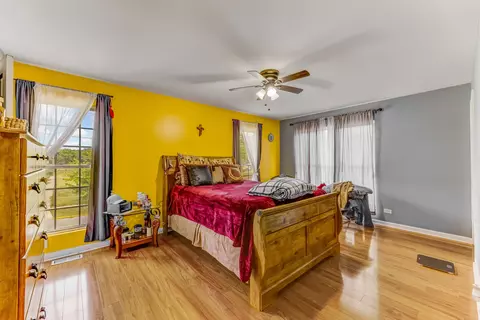 194 N Smith St, Aurora, IL 60505 photo 10