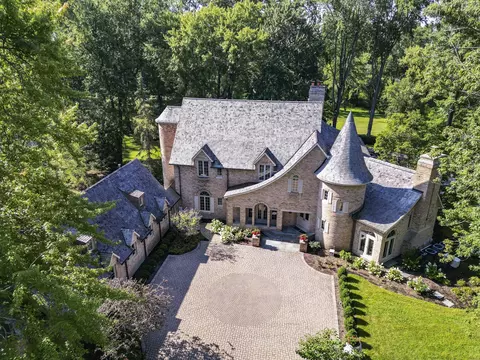 285 W Westminster Ave, Lake Forest, IL 60045