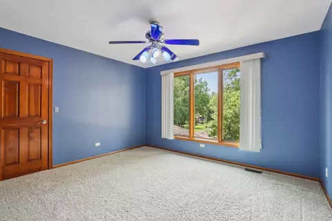 Bedroom - 11624 Kluth Ct, Mokena, IL 60448 photo 3 of 4