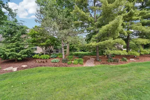 Exterior - 11624 Kluth Ct, Mokena, IL 60448 photo 9 of 10