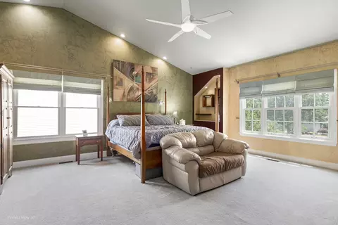Bedroom - 2320 Barrett Dr, Algonquin, IL 60102 photo 1 of 4