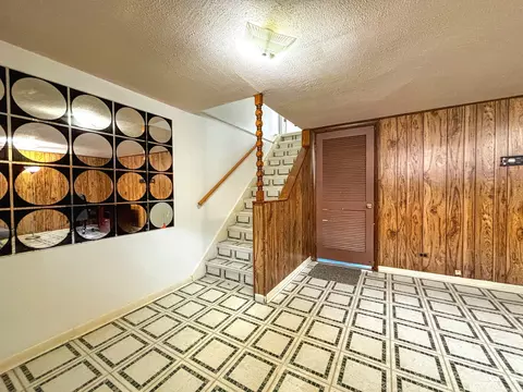 8664 Gregory Ln #E, Des Plaines, IL 60016 photo 11