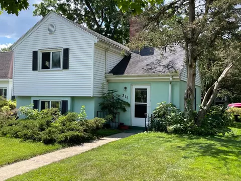 315 W Charles St, Champaign, IL 61820
