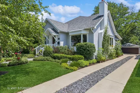 4055 Grand Ave, Western Springs, IL 60558