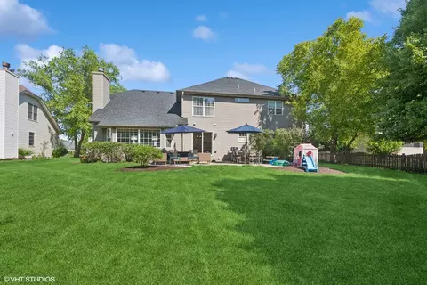 Exterior - 24231 Eagle Chase Dr, Plainfield, IL 60544 photo 3 of 4