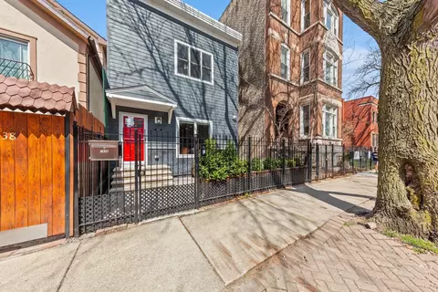 1636 W Huron St, Chicago, IL 60622