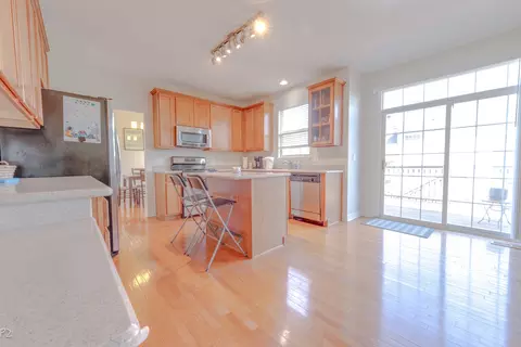 704 Danielle Ct, Naperville, IL 60565 photo 11
