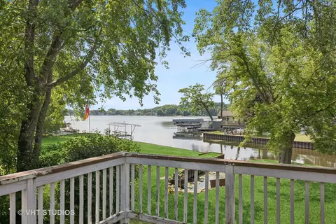 25977 Myrtle Ln, Ingleside, IL 60041 photo 3