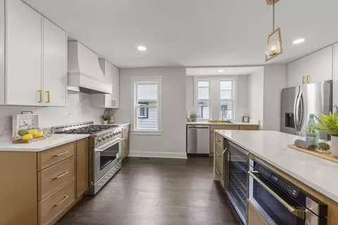 Kitchen - 342 Franklin Ave, River Forest, IL 60305 photo 2 of 5