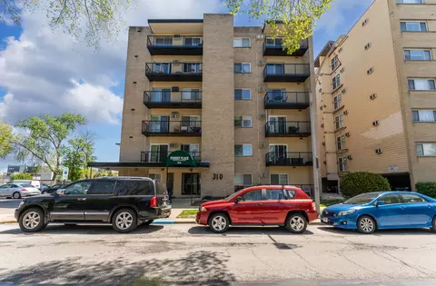 310 Lathrop Ave #411, Forest Park, IL 60130
