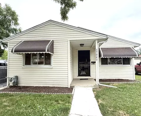 17043 Trapet Ave, Hazel Crest, IL 60429
